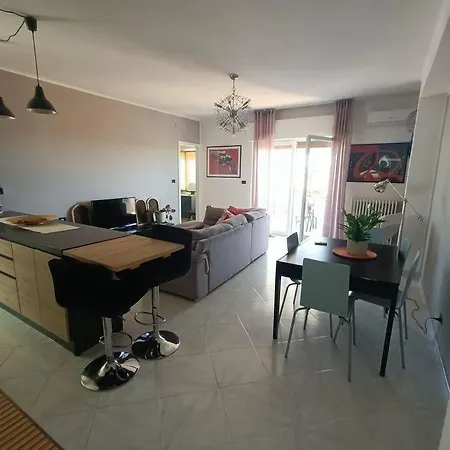 Penthouse In Central Area With Very Large Terrace Lecce Exterior photo