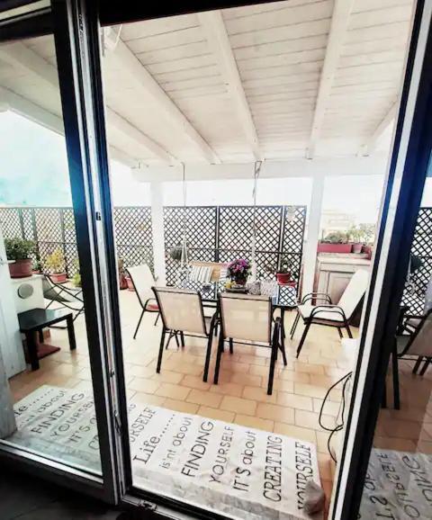 Penthouse In Area With Very Large Terrace *