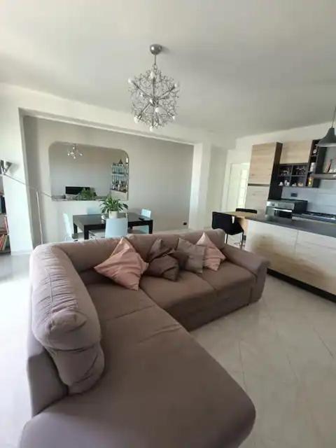Penthouse In Area With Very Large Terrace Apartamento Lecce