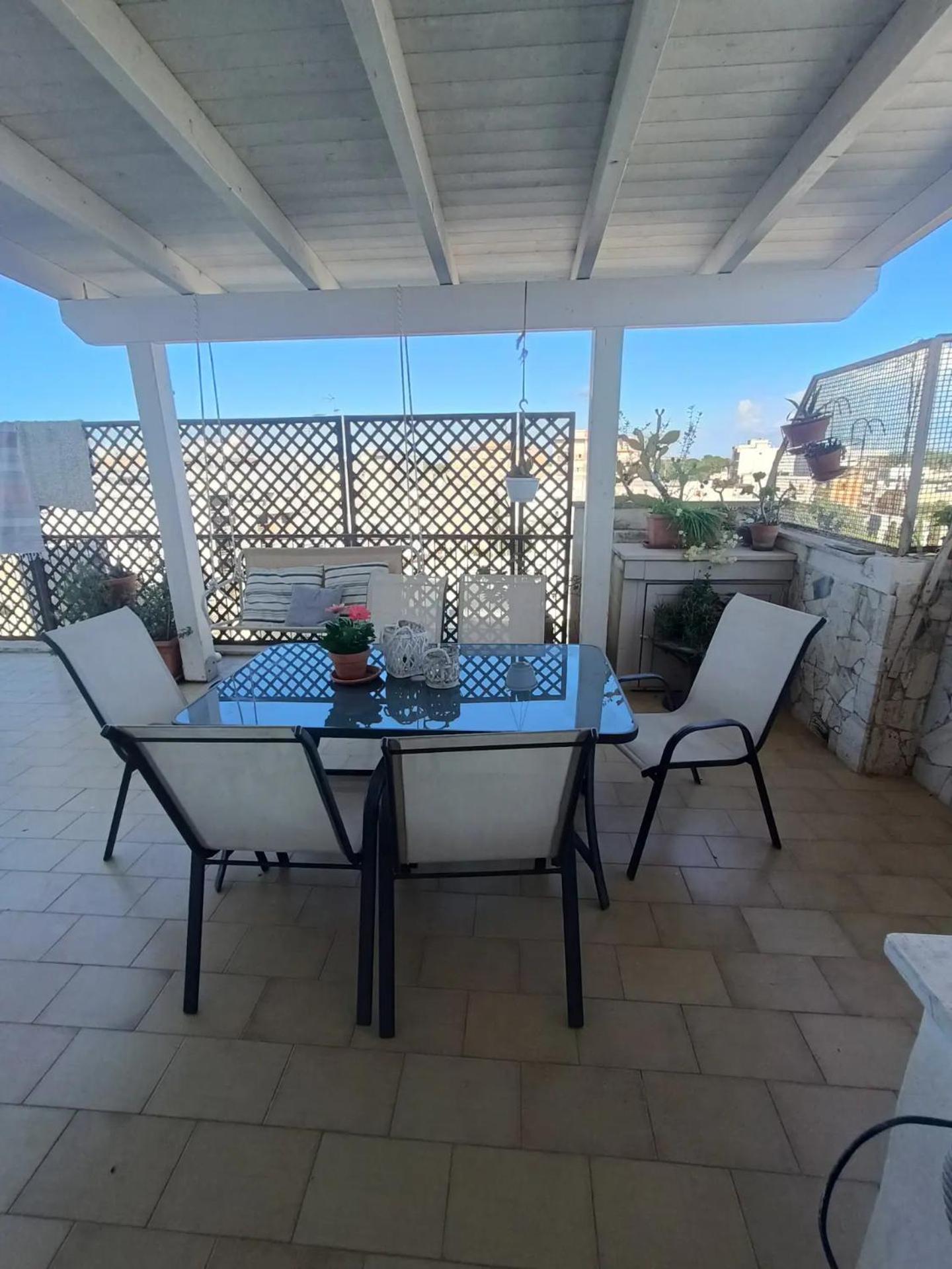 Apartamento Penthouse In Area With Very Large Terrace *